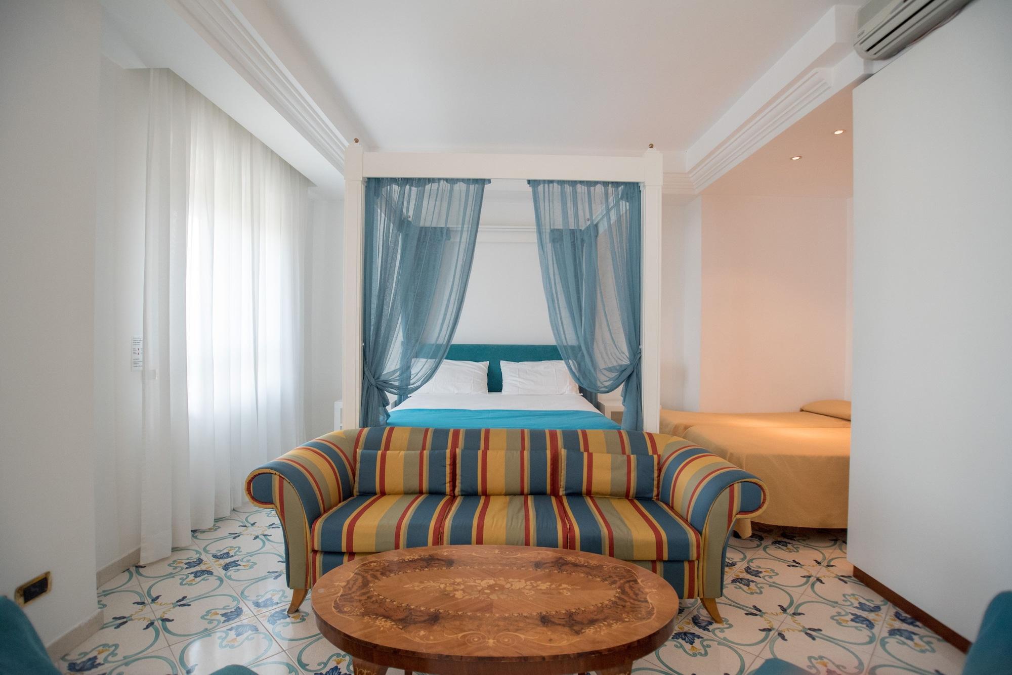 Hotel Maria 4*